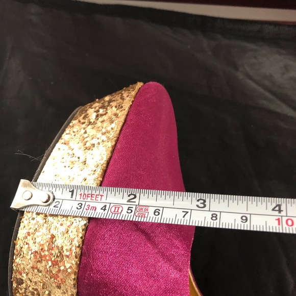 Shimmering Wedges - Picture 7 of 7